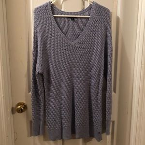 Ladies American Eagle sweater
